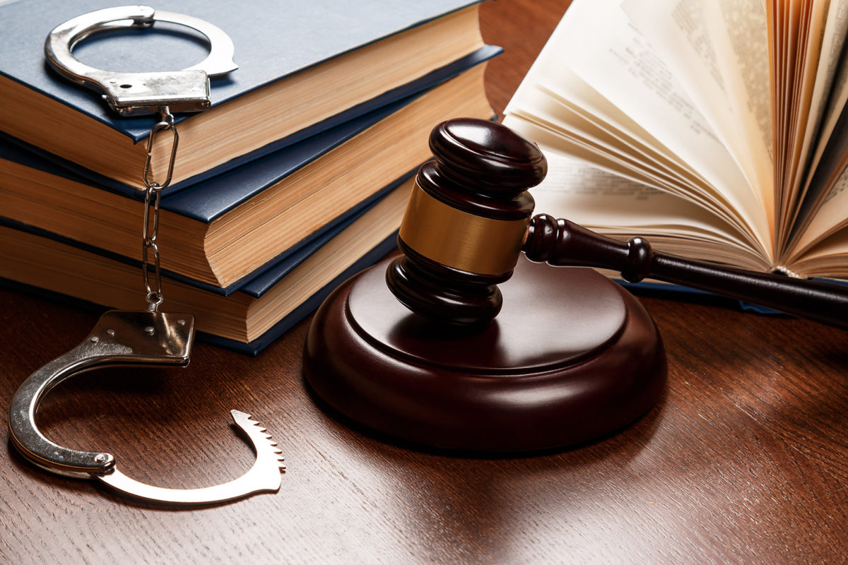 Signs It’s Time to Hire a Criminal Defense Lawyer